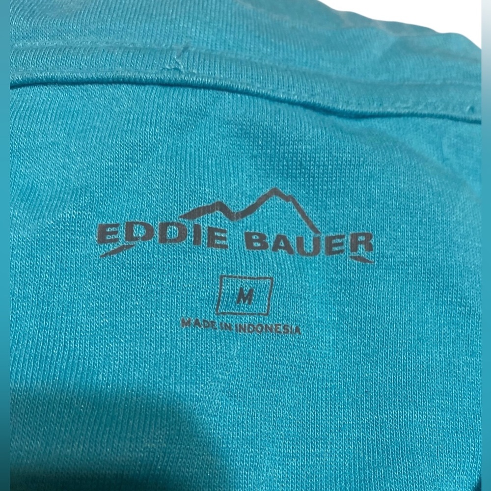 Eddie Bauer Lot Of 4 Long Sleeve Shirts Womens Medium V-Neck Minimalist Comfort - Picture 14 of 16